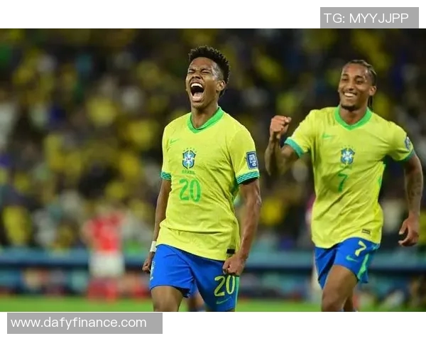 巴西娃娃脸足球明星的成长之路与辉煌成就揭秘