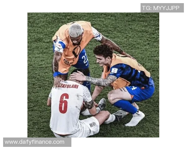 摸头足球明星背后的故事与他在球场上的传奇表现