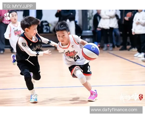 冷帽篮球明星的传奇故事与赛场风采揭秘